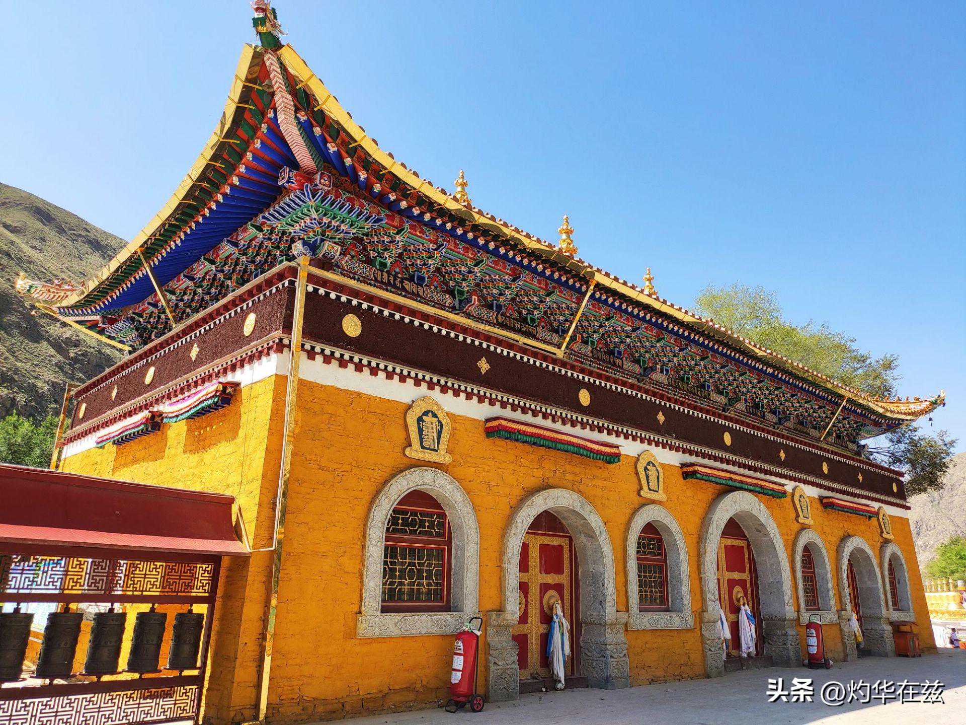 新疆极品风物：巴仑台黄庙