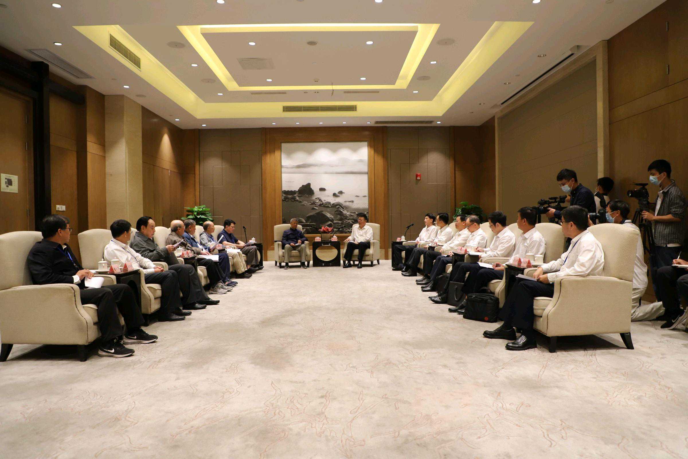 曾庆存院士回乡交流！大气科学广东论坛在阳江召开