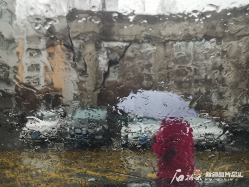 雨一直下！乌鲁木齐降水量29.7毫米 已达暴雨