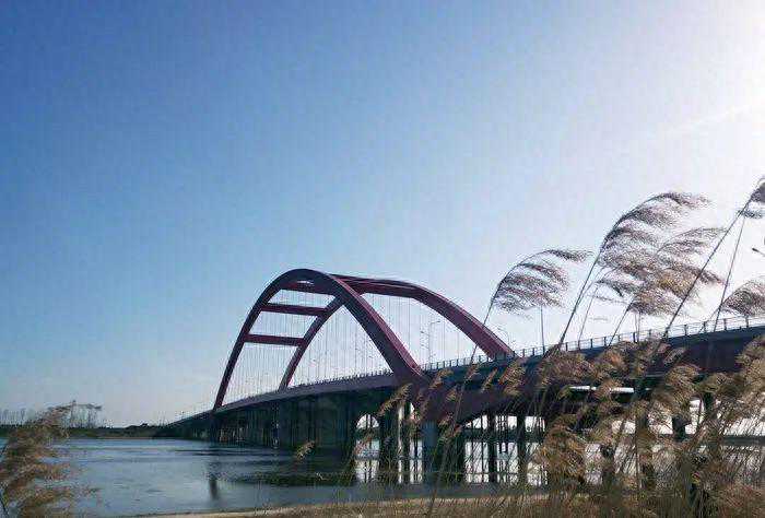 明天沈阳继续升温，最高气温14℃！后天夜间有雨，周四气温下降