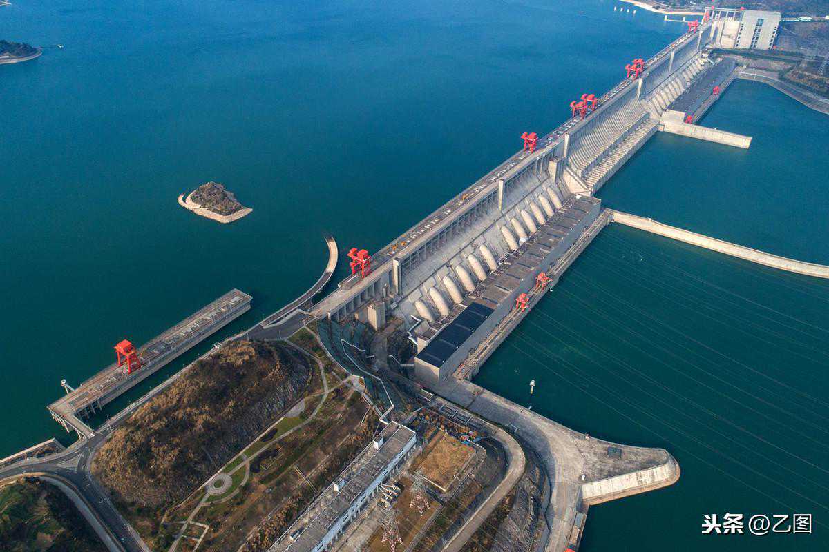 三峡地区气温持续攀升，天气晴好风光旖旎，网友：好想出去瞅一瞅