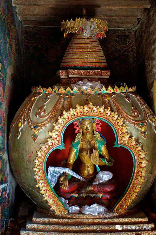 读走西藏·日喀则| 江孜白居寺，塔寺建筑的经典，天然浑成相得益彰