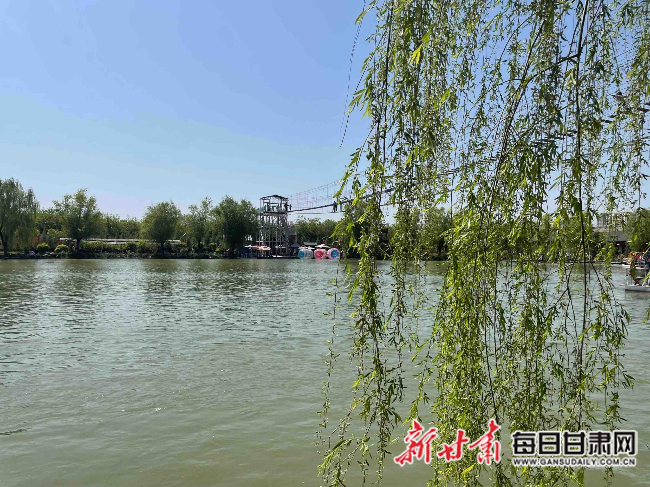 气温达35℃+ 甘肃酒泉等地高温天气持续