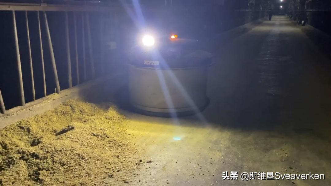 「斯维垦」无惧低温天气，牧场推料神器迎接挑战