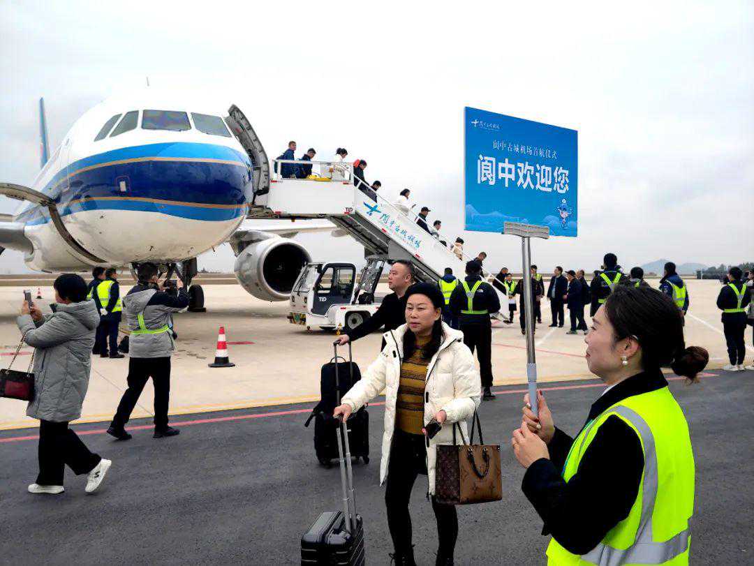 看南县干部群众如何积极应对低温雨雪冰冻天气
