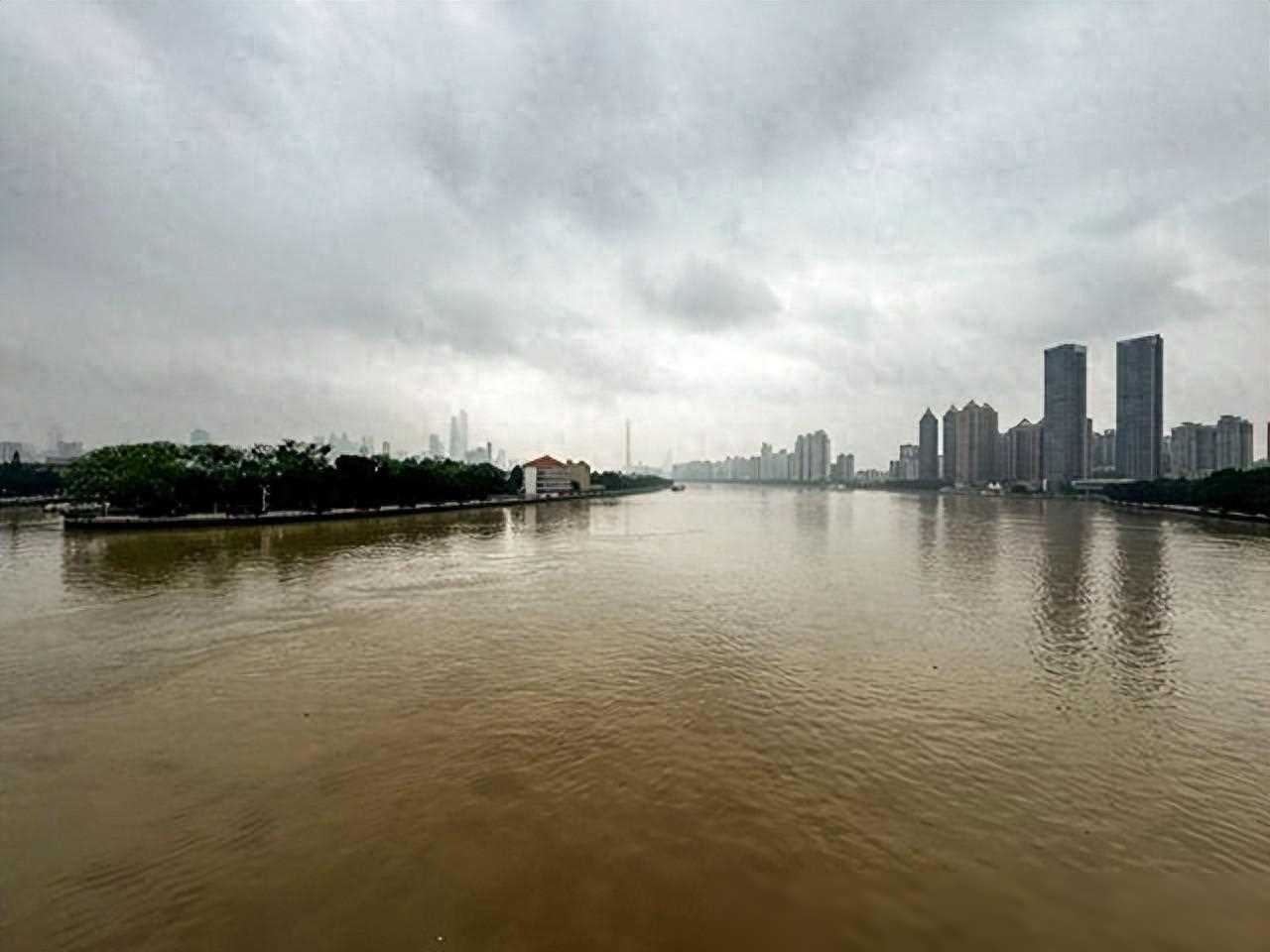 中国天气：新一轮暴雨又将覆盖，广东成为大暴雨核心区，将面临防