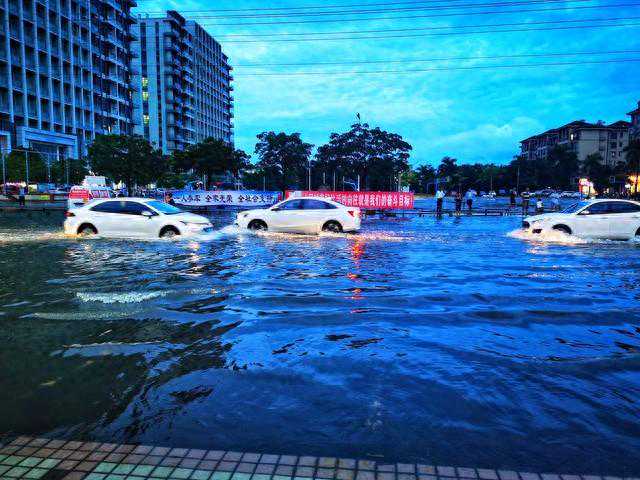 天气预报新一轮强降雨又将登场？大暴雨+冰雹+大风，分布下列地区
