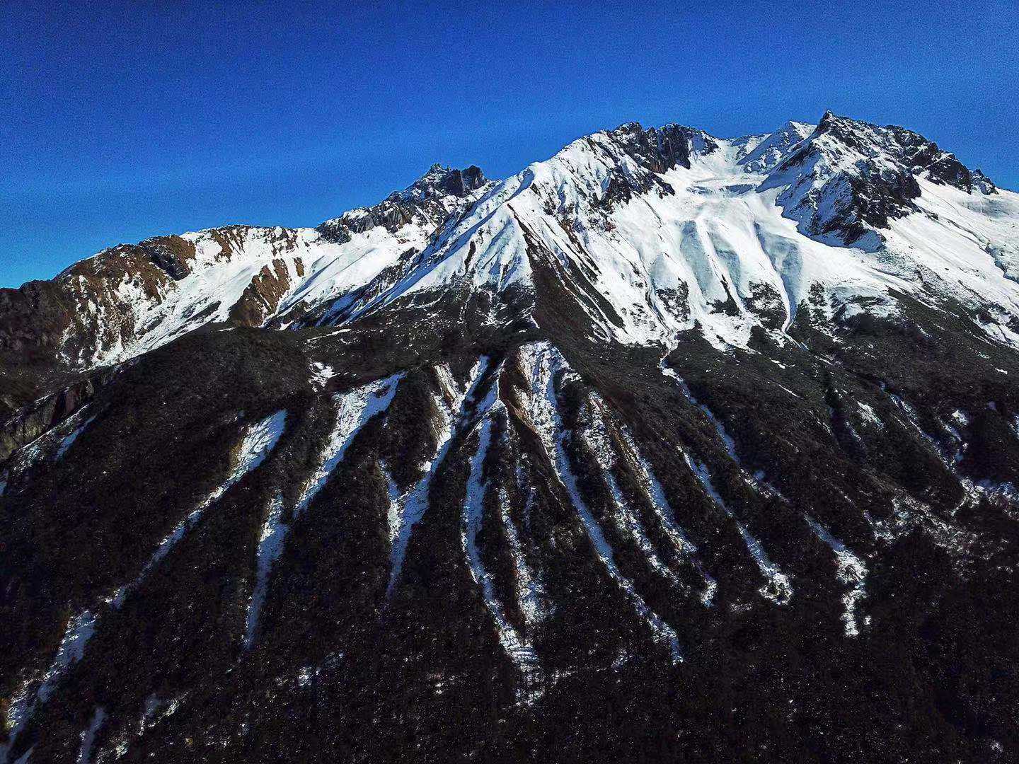进藏第3天，被誉为川藏线去了后悔的海螺沟，到底值不值得去？