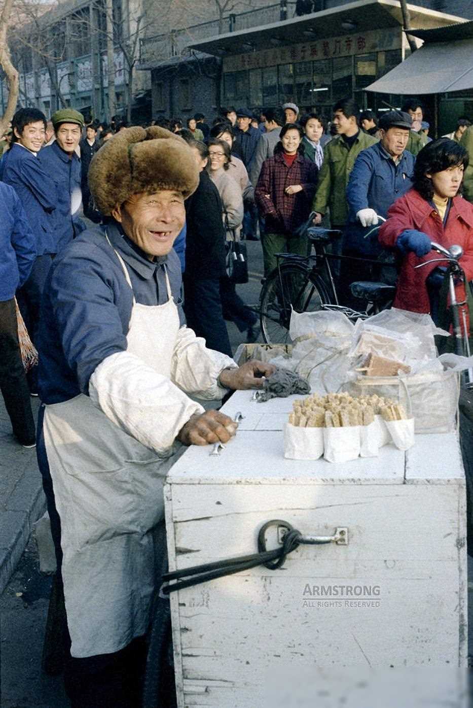 六女共侍一夫，每人每月拿7万零花钱，先后生下8个孩子看到评论