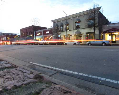 江西省宜春市发布大风黄色预警